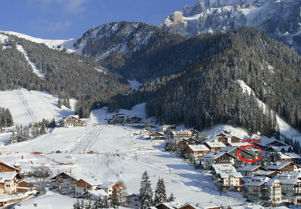 Garni Hotel Mezdi Sëlva di Val Gardena Eksteriør billede